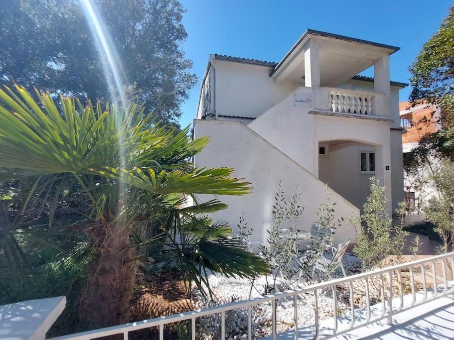 Casa Blanca, Biograd Na Moru Apartamento Exterior foto