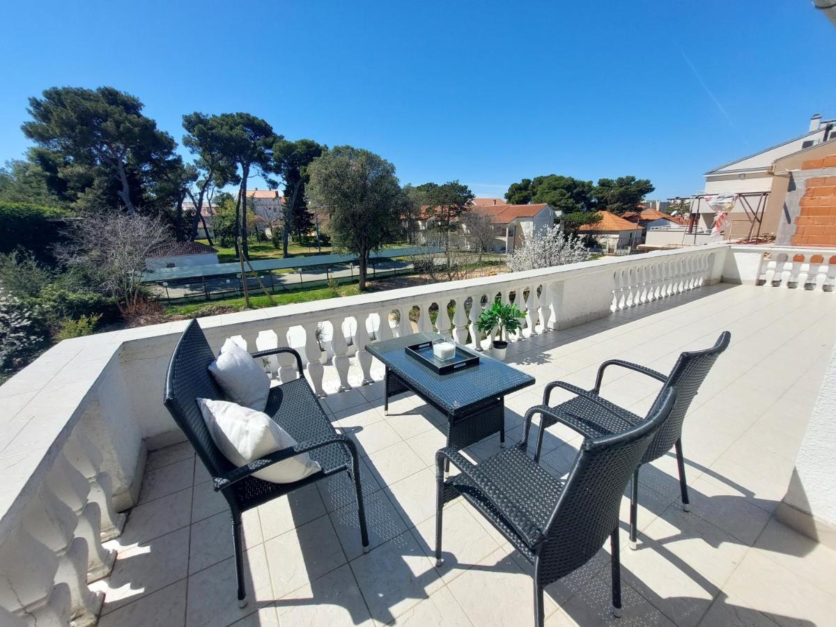 Casa Blanca, Biograd Na Moru Apartamento Exterior foto
